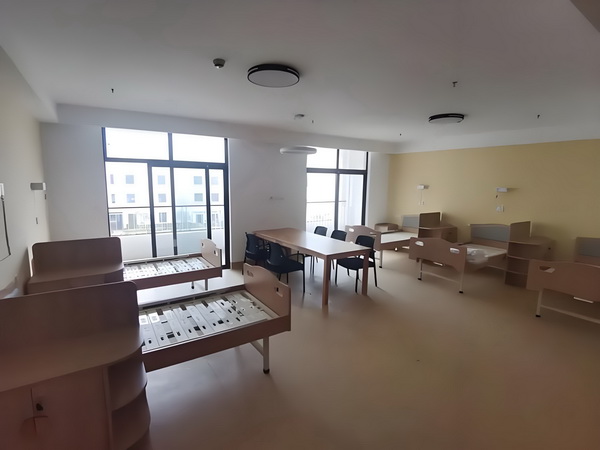 阿娇一个人独居北京3居室，自称比香港要便宜